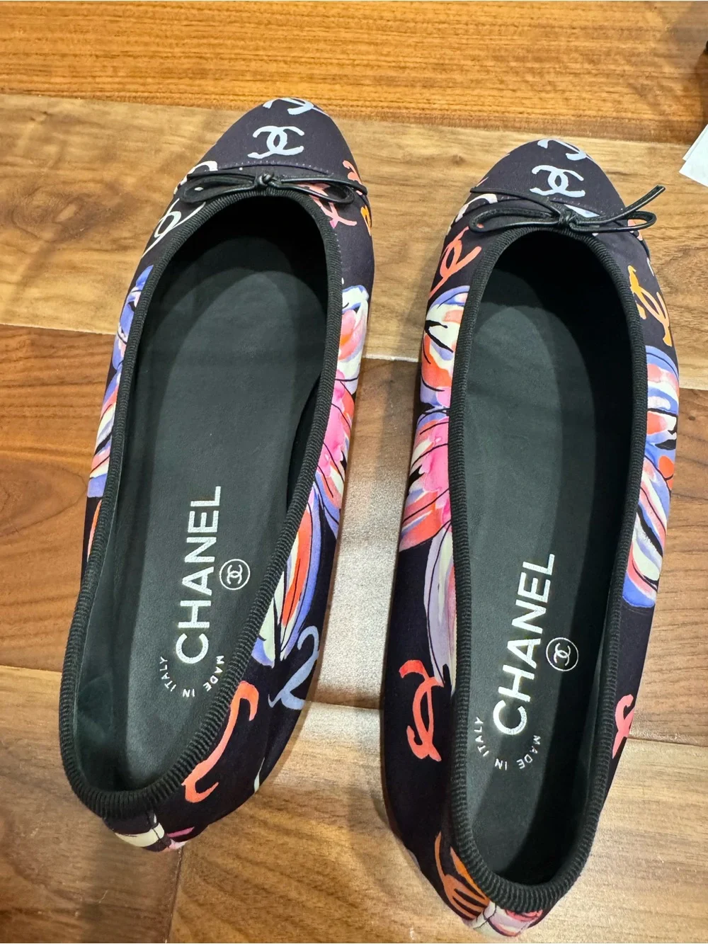 CHANEL 2024 Interlocking CC Logo Multicolor Ballet Flats 40.5 C or Wide